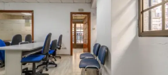 61m² Commercial property in Granada, Spain No. 181193 11