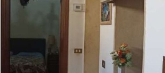 5-Zimmer Wohnung in Prato, Italy, Nr. 51002 8