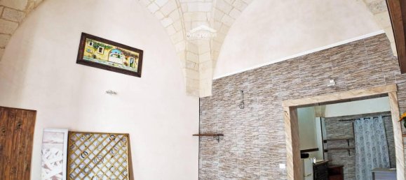 4 rooms House in Minervino di Lecce, Italy No. 24261 5