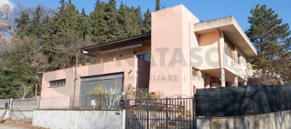 7 rooms House in Rufina, Italy No. 199600 29