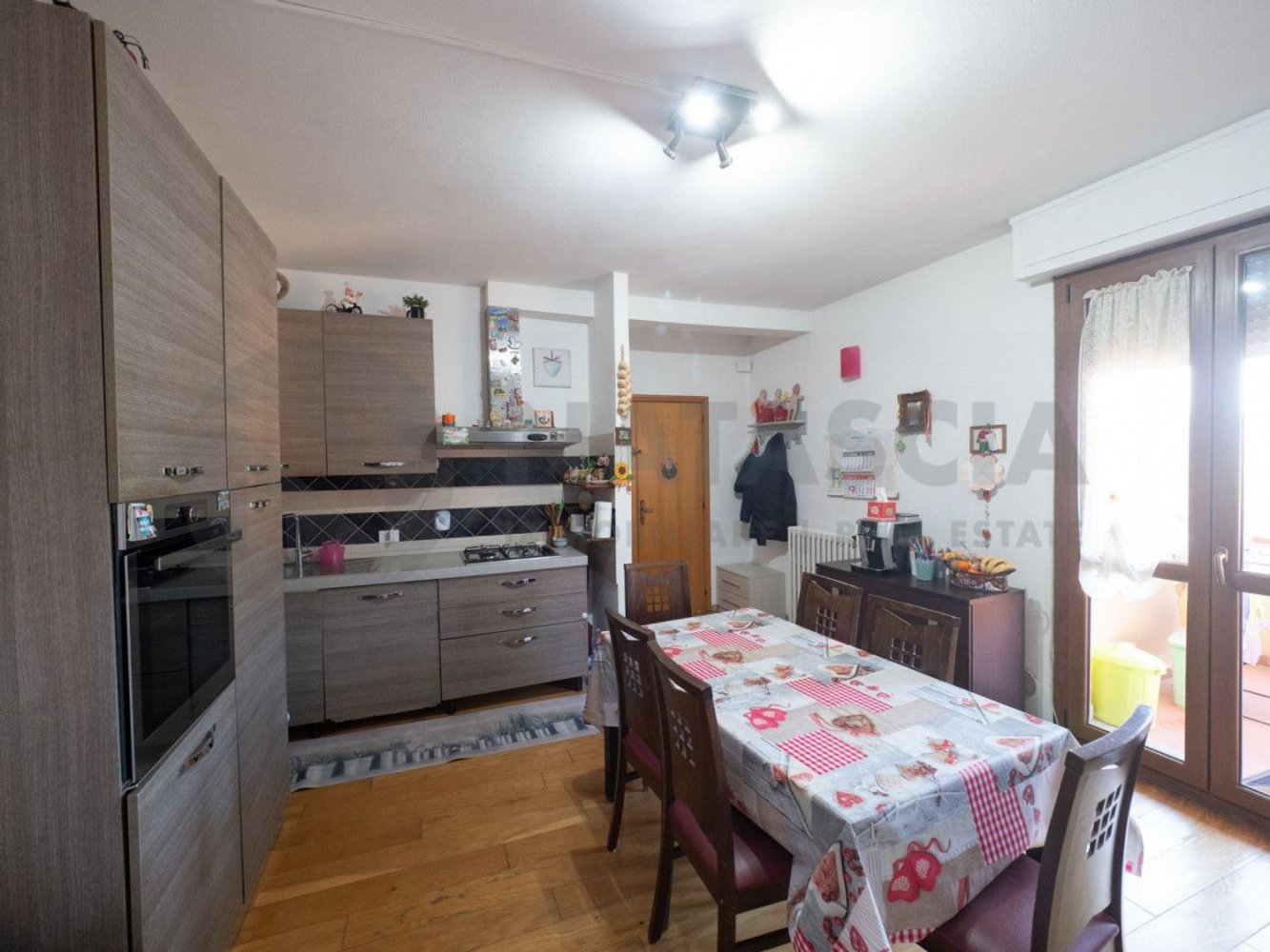 7 rooms House in Rufina, Italy No. 199600