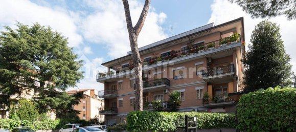 Квартира с 1 спальней в Рим, Италия № 10642 5