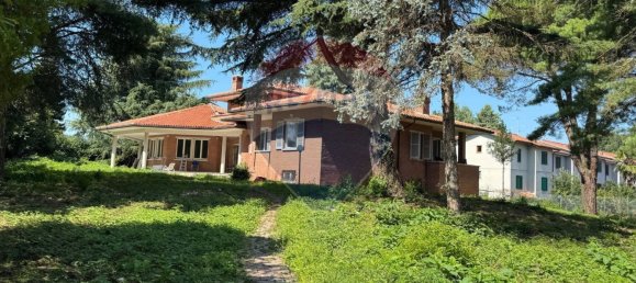 4 Schlafzimmer Villa in Olgiate Molgora, Italy, Nr. 308697 4