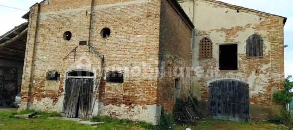 418m² Warehouse in Salara, Italy No. 127572 4