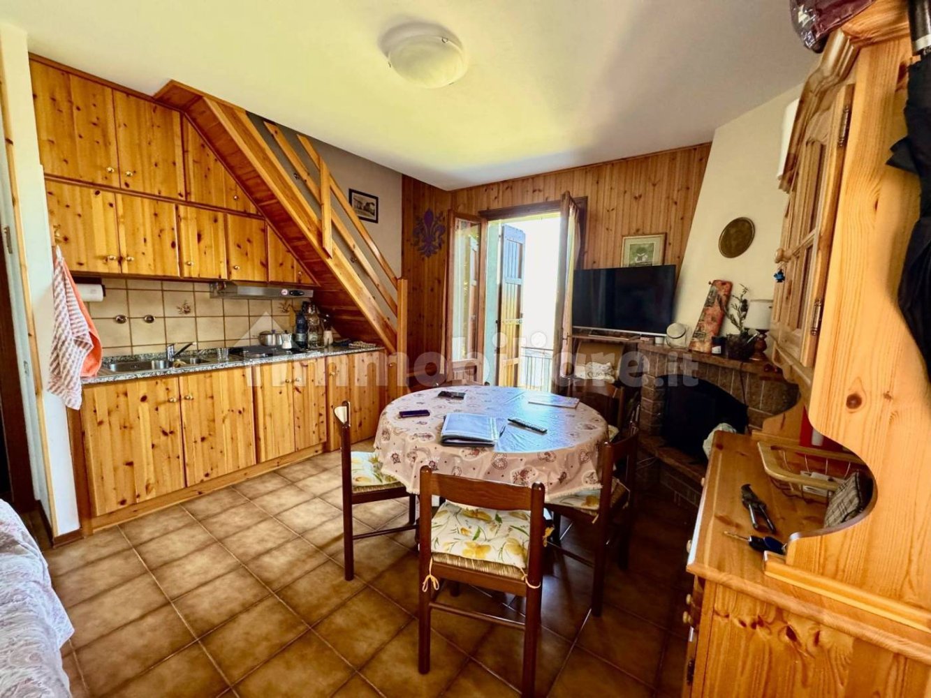 3 bedrooms Apartment in Montecreto, Italy No. 317400