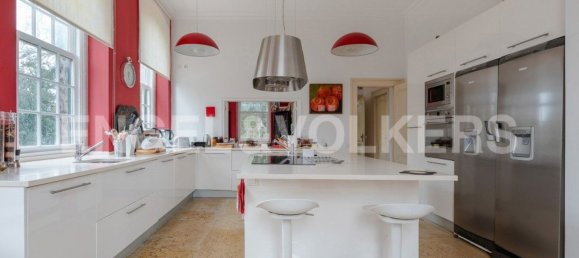 7 bedrooms Castles in Lisbon, Portugal No. 50292 4