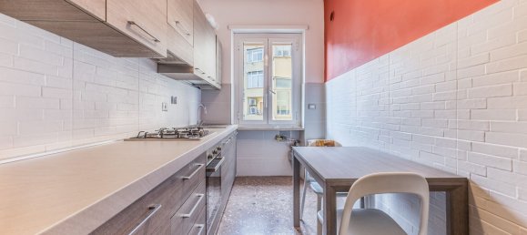 3 rooms Apartment in Rome, Italy No. 203197 10