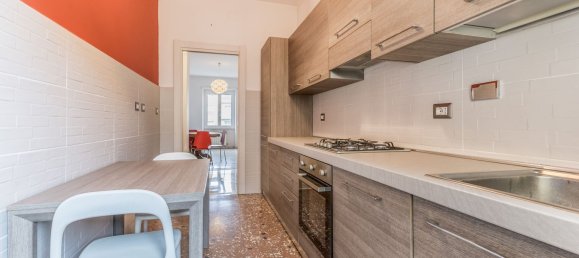 3 rooms Apartment in Rome, Italy No. 203197 9