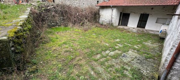 4 rooms House in Pontremoli, Italy No. 142842 5