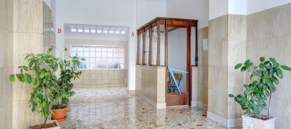 3 bedrooms Apartment in Rome, Italy No. 321589 12