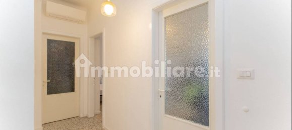 2 bedrooms Apartment in Milan, Italy No. 354519 5
