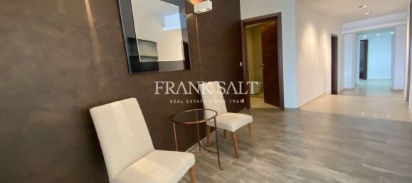 3 غرف نوم شقة في Ta' Xbiex, Malta رقم 10179 10