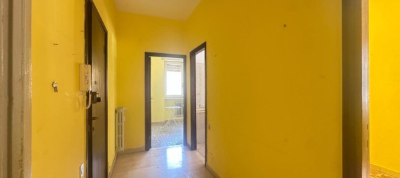 3 bedrooms Apartment in Vercelli, Italy No. 338983 5