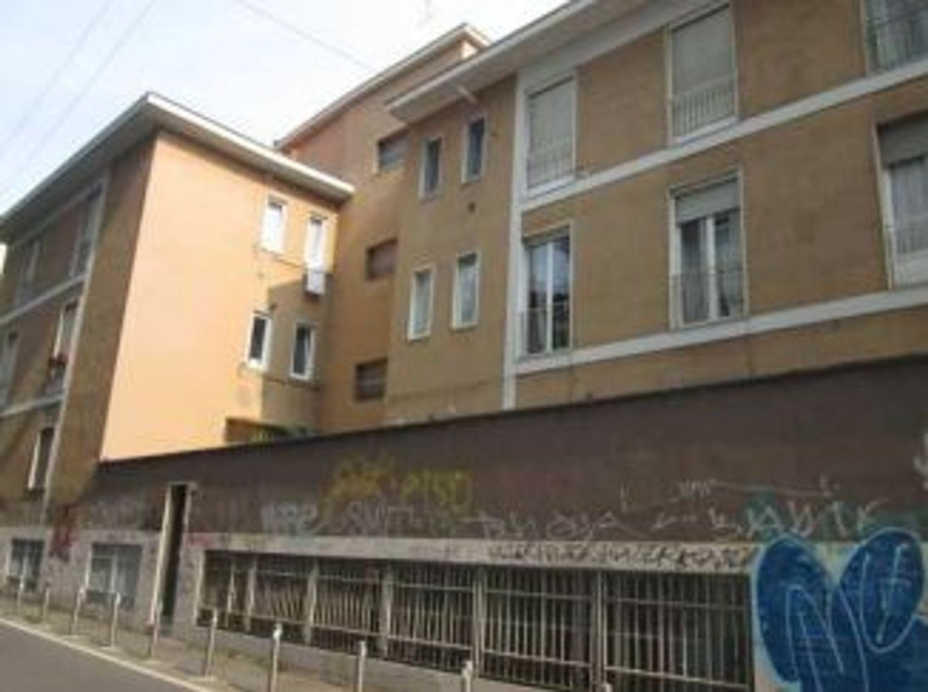 3غرفة شقة في Milan, Italy رقم 245328