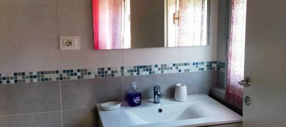 4 rooms Apartment in La Spezia, Italy No. 64811 18