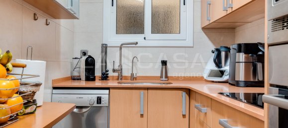 Квартира с 2 спальнями в Бадалона, Испания № 47296 23