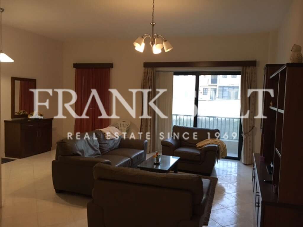 3 bedrooms Apartment in Victoria, Malta No. 5504