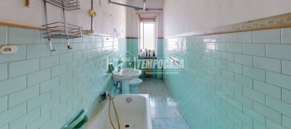 2 Schlafzimmer Penthouse in Turin, Italy, Nr. 304247 4