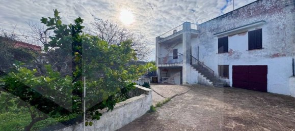 Villa de 2 dormitorios en Ostuni, Italy No. 23914 2
