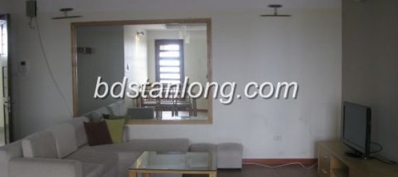 3 Schlafzimmer Wohnung in Tay Ho, Vietnam, Nr. 7048 2