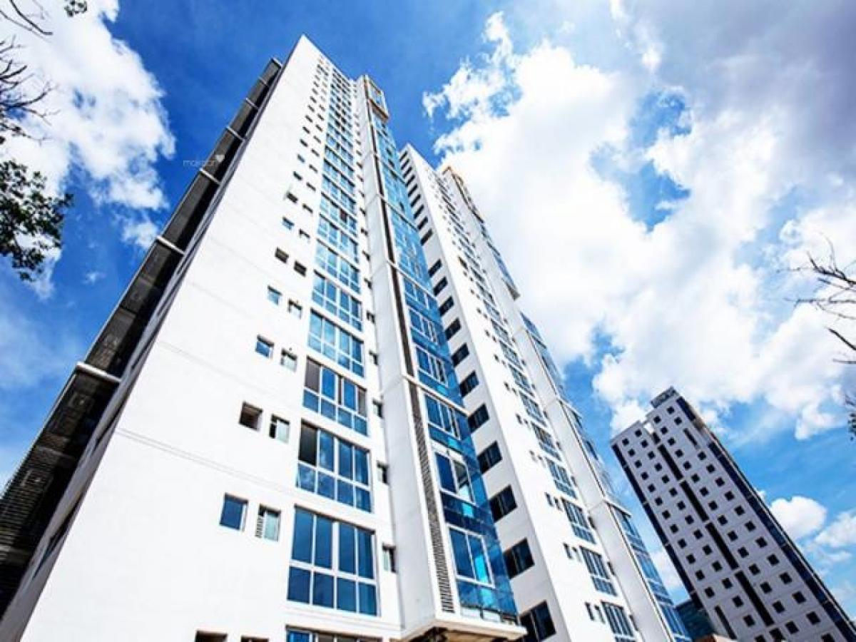 4 bedrooms House in Bangalore, India No. 23418