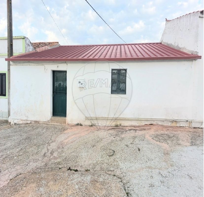 2 bedrooms House in Gioes, Portugal No. 159078