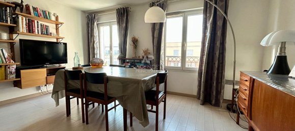 3 bedrooms Apartment in Poissy, France No. 168908 4