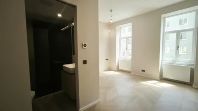 Estudio en Penzing, Austria No. 217964