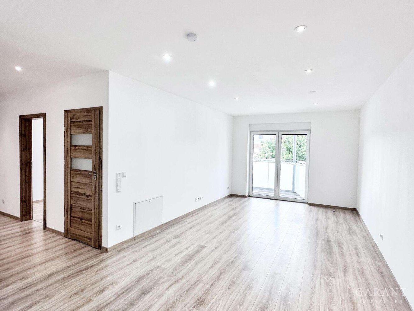 Apartamento T2 em Bergstrase, Germany N.º 228833