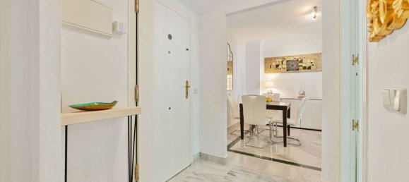 2 chambres Appartement à Marbella, Spain No. 118608 4