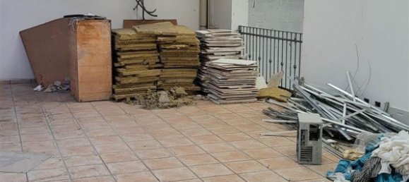 Entrepôt à Poggio Rusco, Italy 905m² No. 153802 4