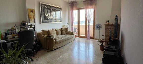 Квартира с 3 спальнями в Атри, Италия № 178241 16