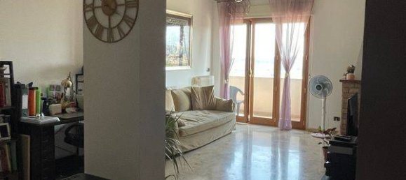 Квартира с 3 спальнями в Атри, Италия № 178241 13