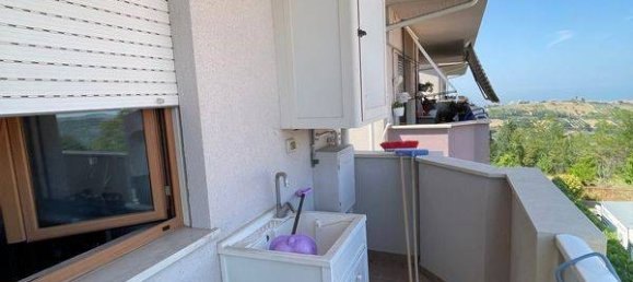 Квартира с 3 спальнями в Атри, Италия № 178241 26