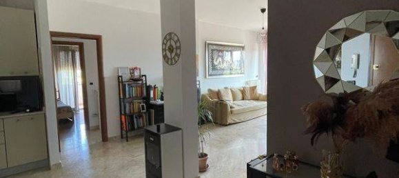 Квартира с 3 спальнями в Атри, Италия № 178241 12