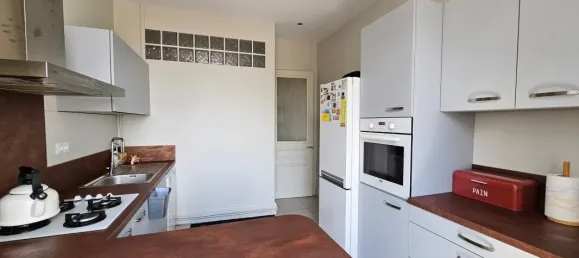 3 غرف نوم شقة في Saint-Etienne, France رقم 348229 4