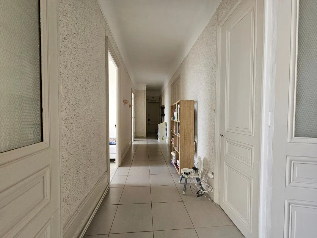 3 غرف نوم شقة في Saint-Etienne, France رقم 348229