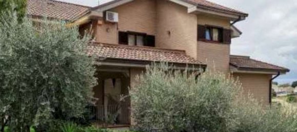 Квартира с 10 комнатами в Петритоли, Италия № 195358 30