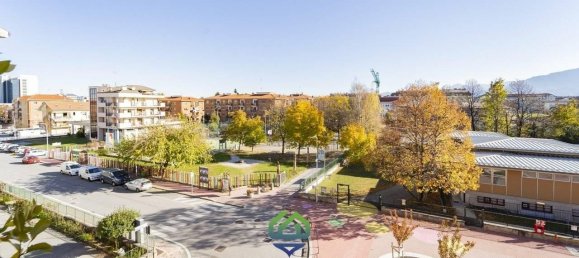 Apartamento de 5 divisões em Cuneo, Italy N.º 30306 31