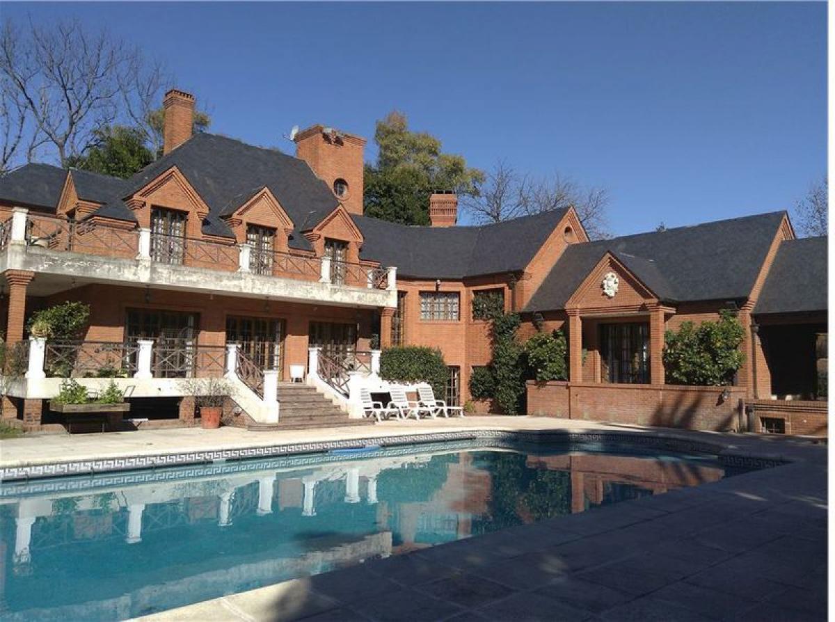 7 bedrooms House in San Miguel, Argentina No. 4347