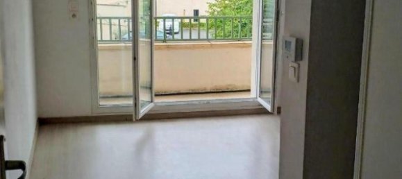 1 bedroom Duplex in Persan, France No. 298935 4