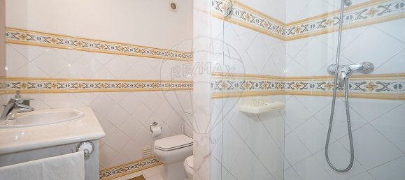 Casa de 2 dormitorios en Colares, Portugal No. 49374 2