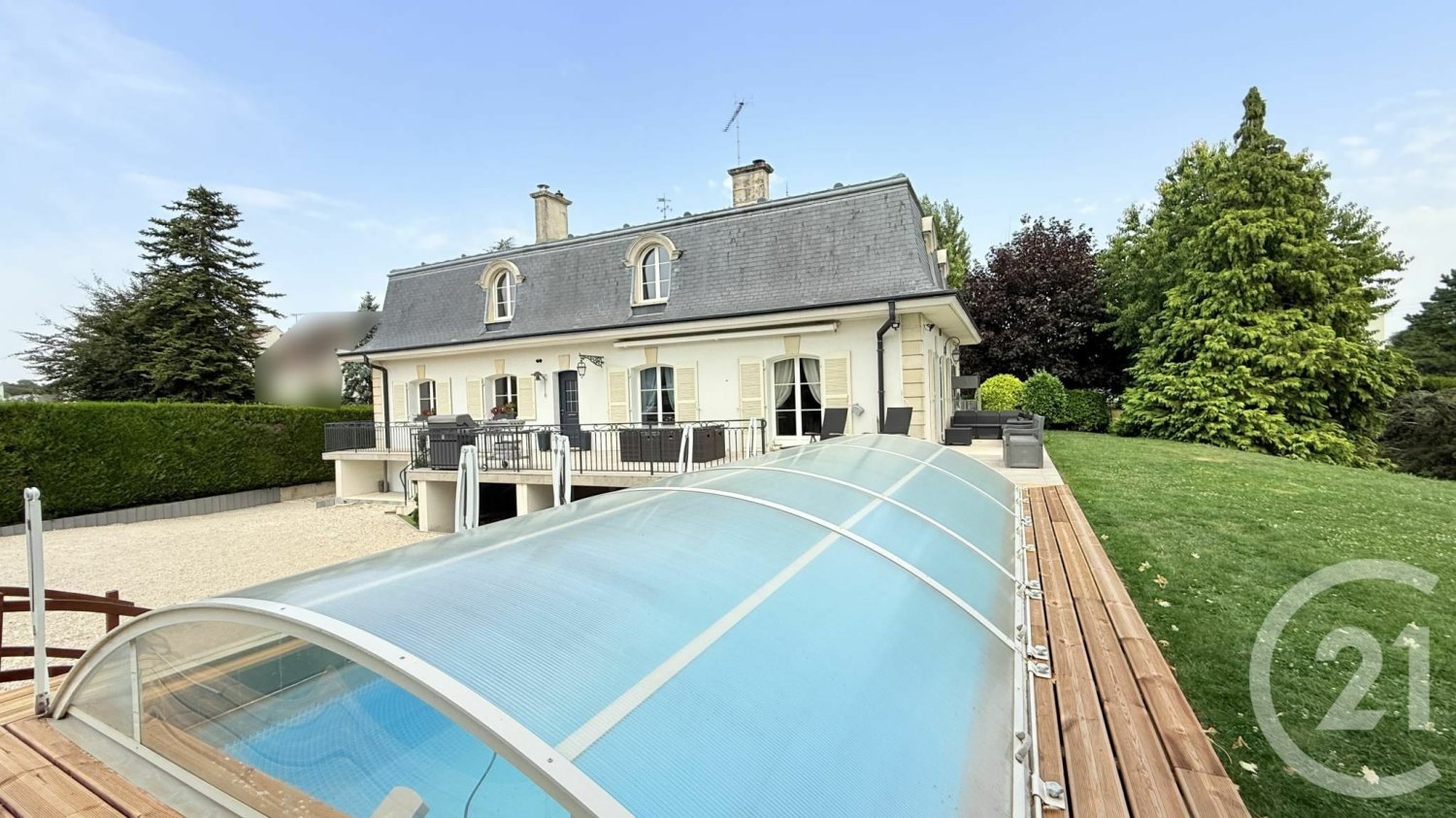 7 bedrooms House in Sezanne, France No. 324289