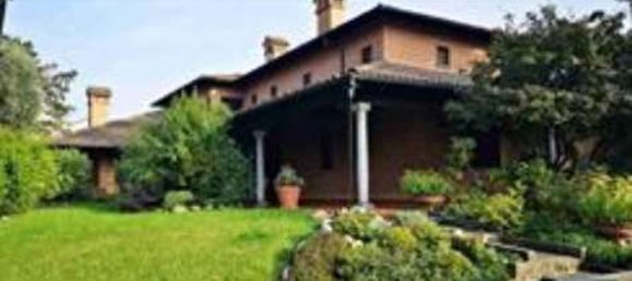 26 rooms Villa in Muggiò, Italy No. 4092 15