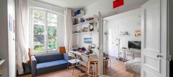 1 bedroom Apartment in Paris, France No. 121364 2