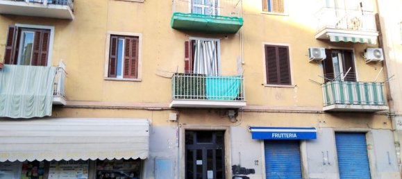 2-salle Appartement à Bari, Italy No. 259817 2