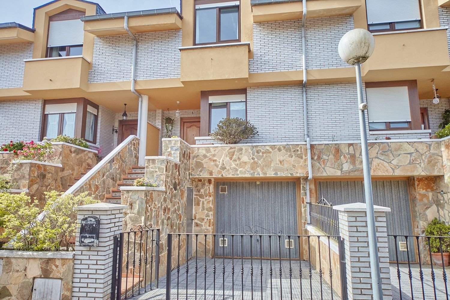 3 غرف نوم منزل في Reocin, Spain رقم 269703