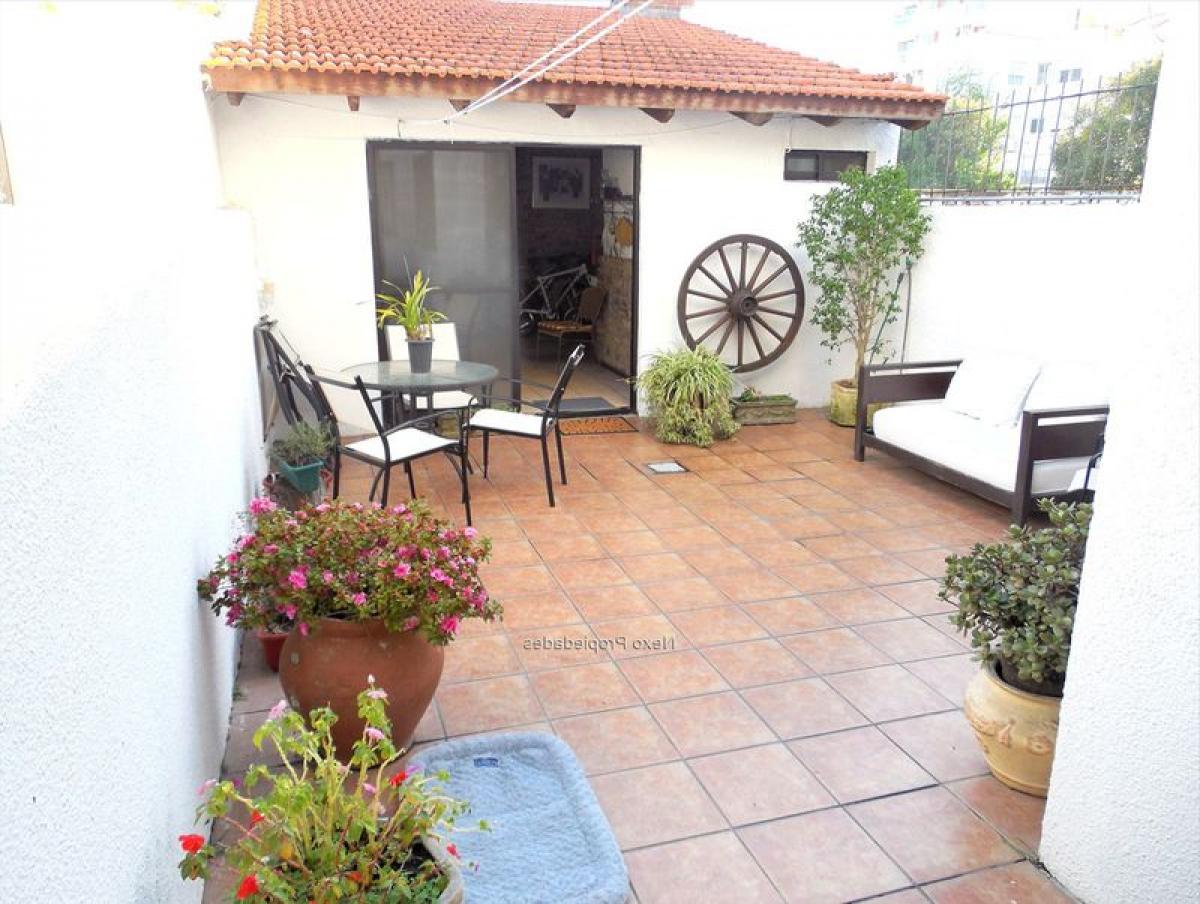 4 bedrooms House in Montevideo, Uruguay No. 3875