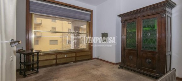 Квартира с 2 комнатами в Модена, Италия № 152466 11