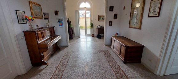 15غرفة شقة في Livorno, Italy رقم 222851 40